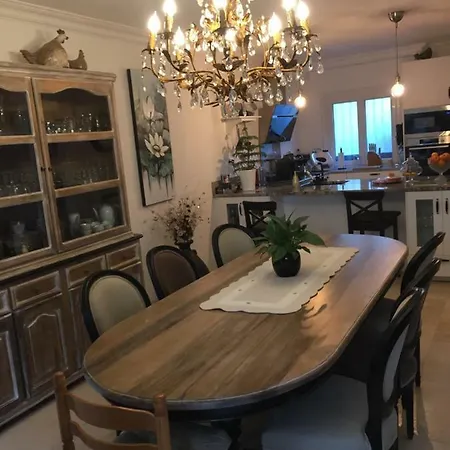 La Cardeline Holiday home Avignon