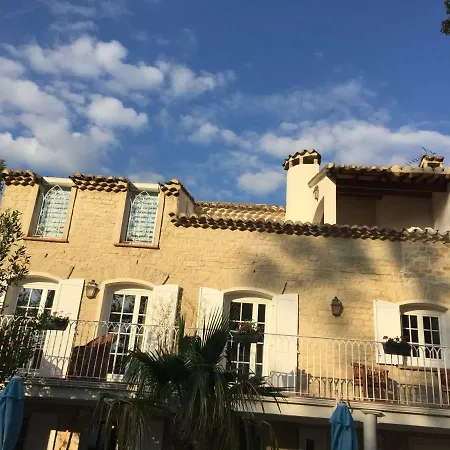 La Cardeline Holiday home Avignon